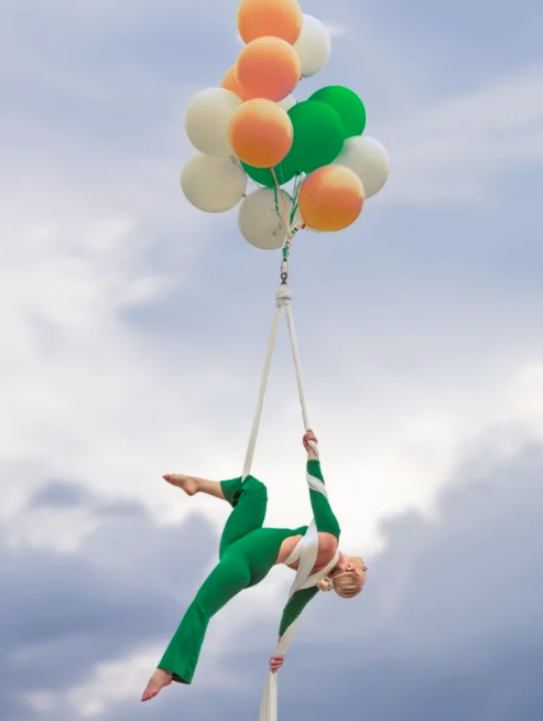 Aerial Wrocław Aerial Hoop Silks Stretching PointPlace